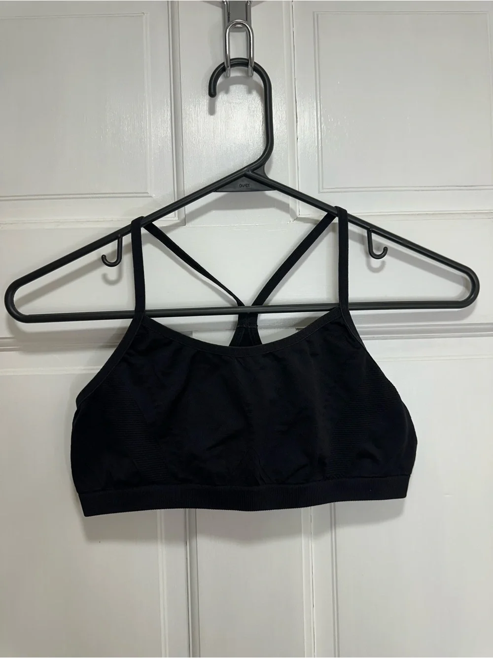 Barely There Y-Back Sports Bra in Black Girls Size XL Activewear